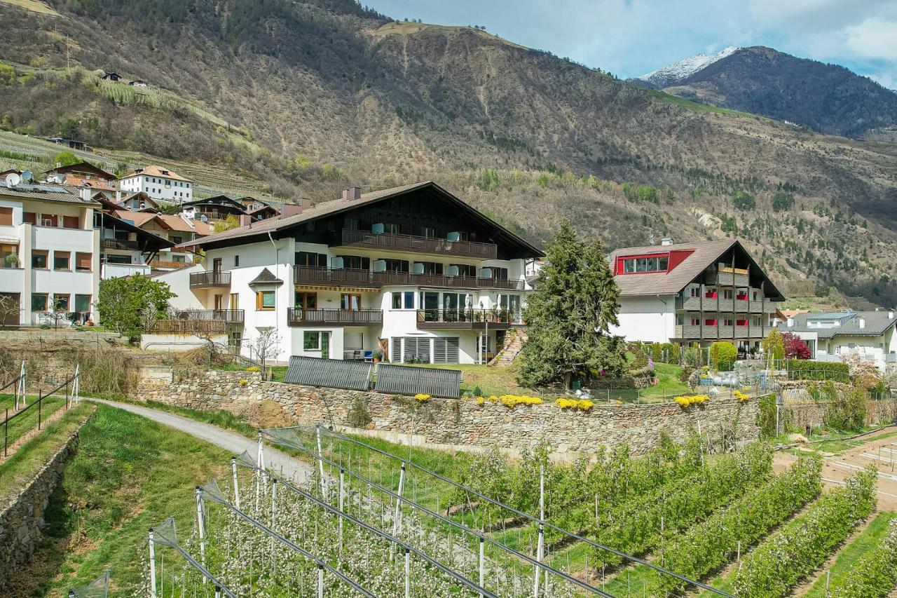 Pension Apartments Pardell Castelbello Bagian luar foto