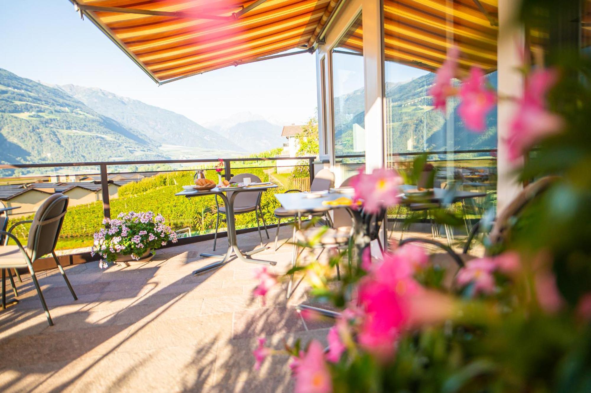 Pension Apartments Pardell Castelbello Bagian luar foto