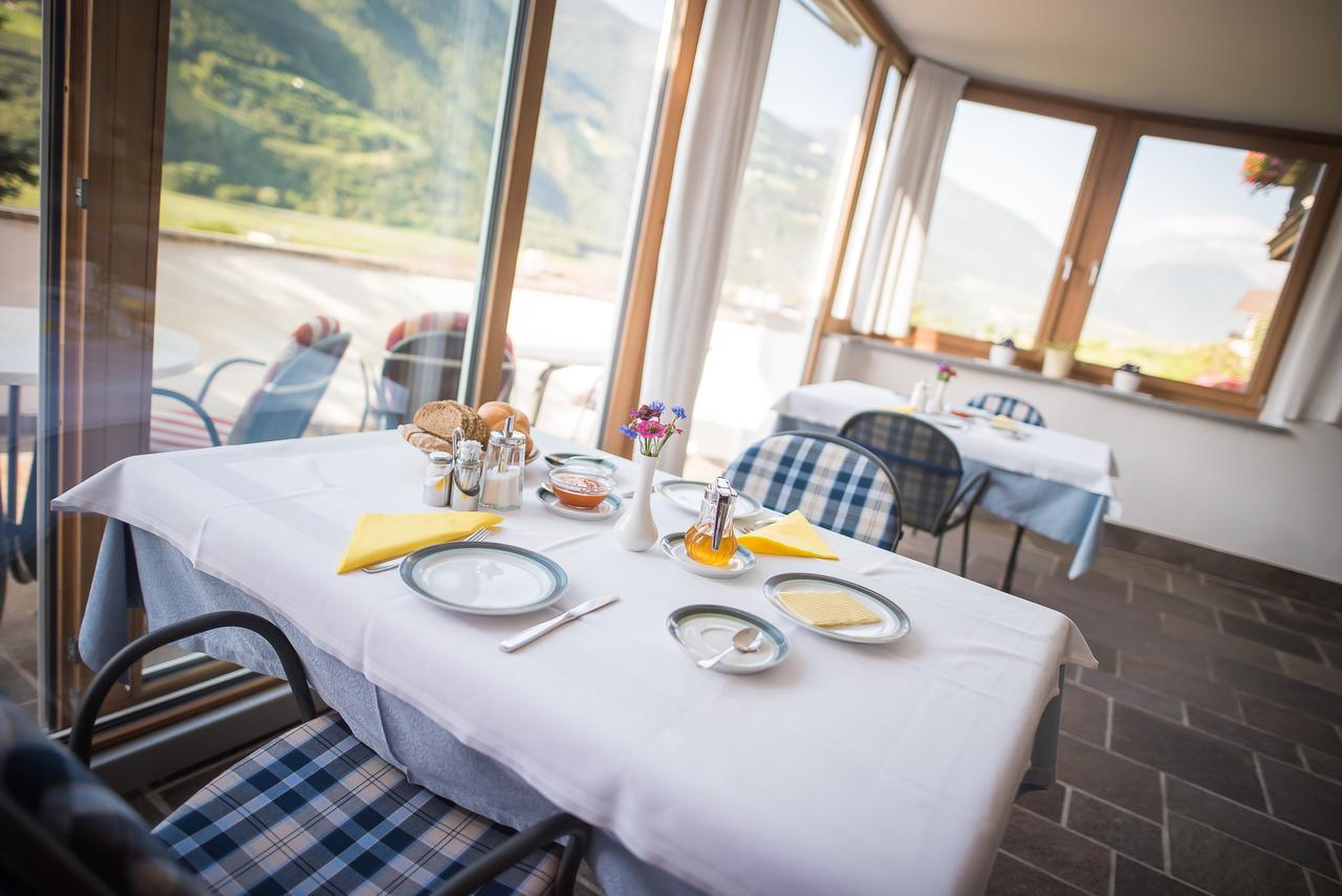 Pension Apartments Pardell Castelbello Bagian luar foto