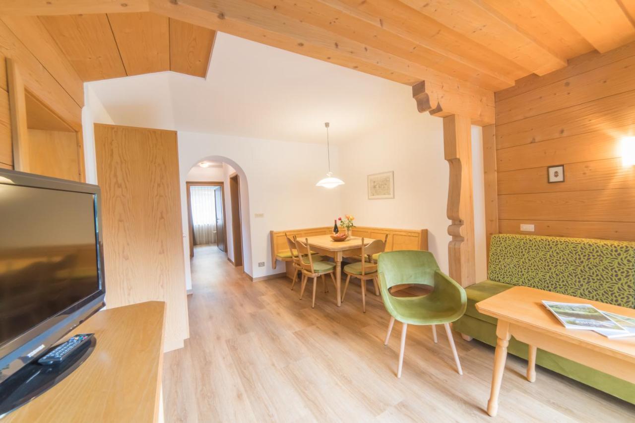 Pension Apartments Pardell Castelbello Bagian luar foto
